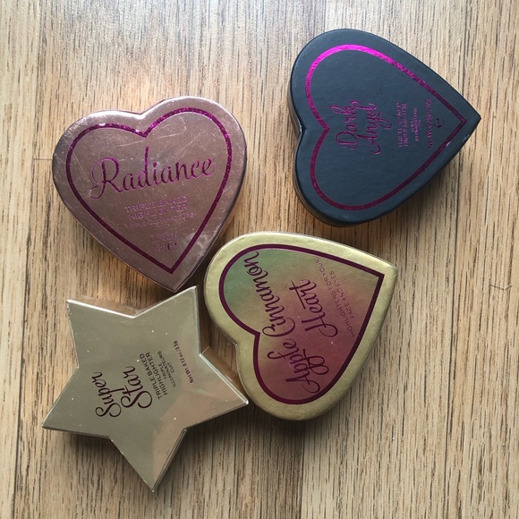 Revolution Bundle-Blush and highlighters - Picture 2 of 3